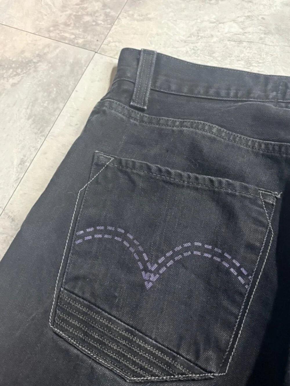 Levi's 569 Loose Straight Jeans 32x34 Black Purple Stitch Y2K